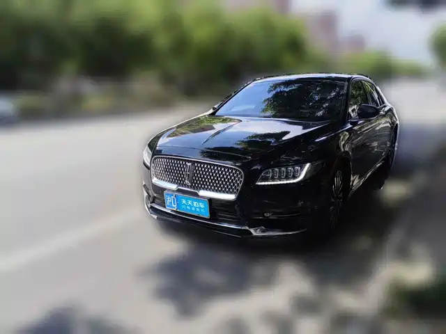 Lincoln Continental 2018 3.0T 4WD Presidential Edition — фото 1