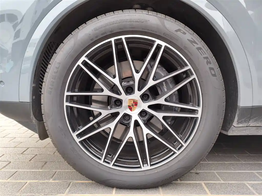 Porsche Cayenne 2025 Cayenne 3.0T Dream Chaser Edition фото 9