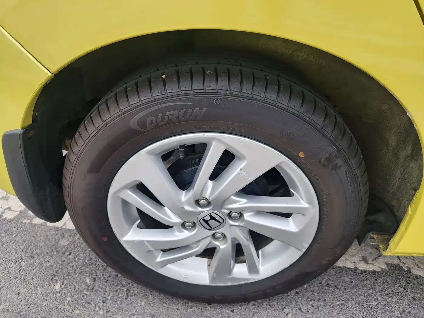 Фото 10 - Honda Fit