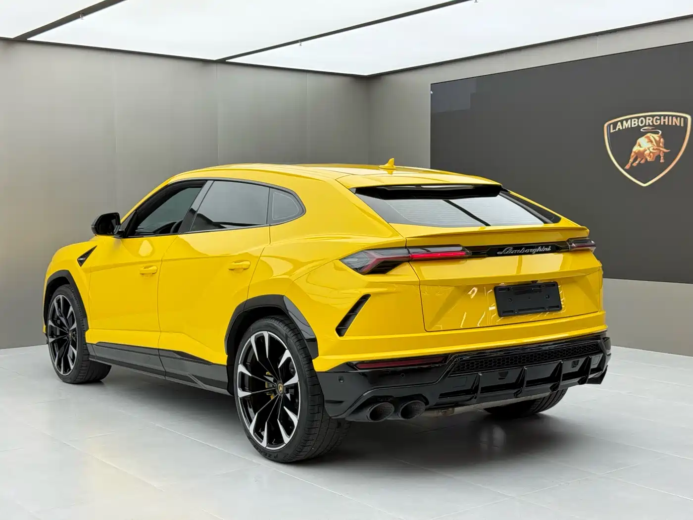 Lamborghini Urus 2023 2021 4.0T V8