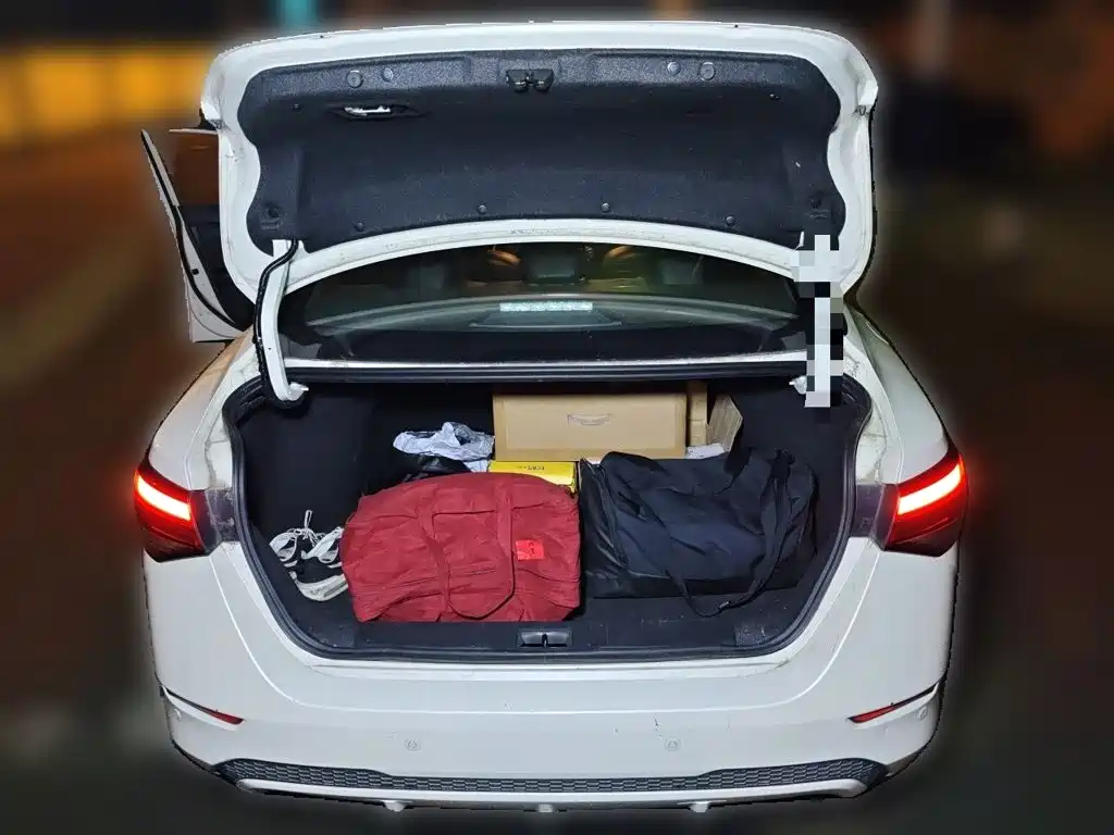 Nissan SYLPHY, миниатюра 15