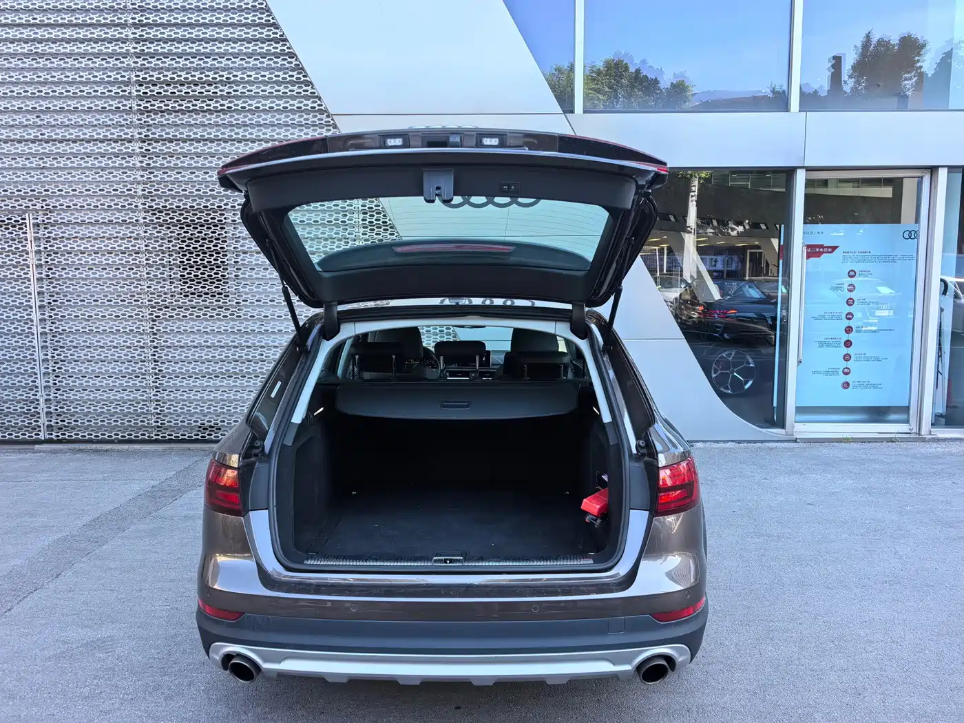 Audi A4 (Import) 2017 2017 45 TFSI allroad quattro Fashion