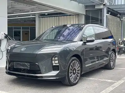 NIO ES8