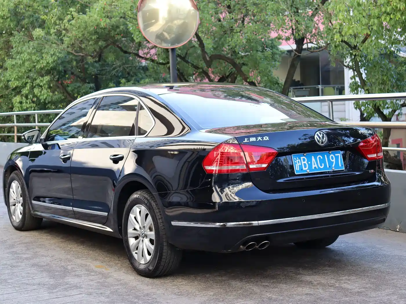 Фото 4 - Volkswagen Passat
