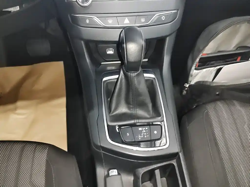 Peugeot 308S 2016 2015 1.2T Auto Dynamic Edition
