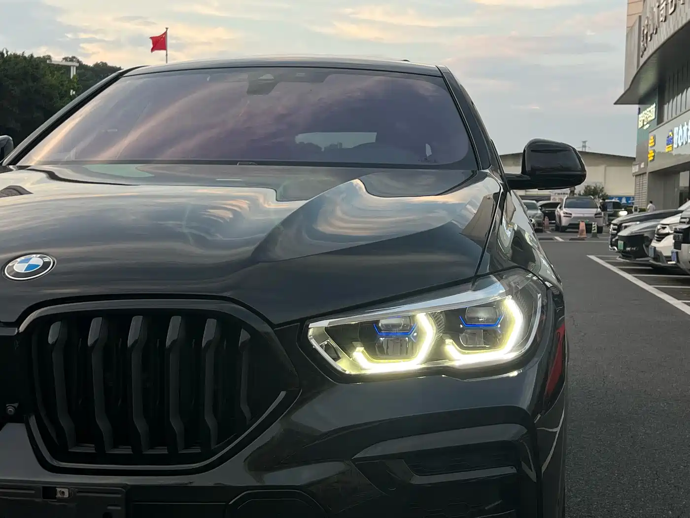 BMW X6 2023 2022 Model Year Facelift II xDrive40i M Sport Package