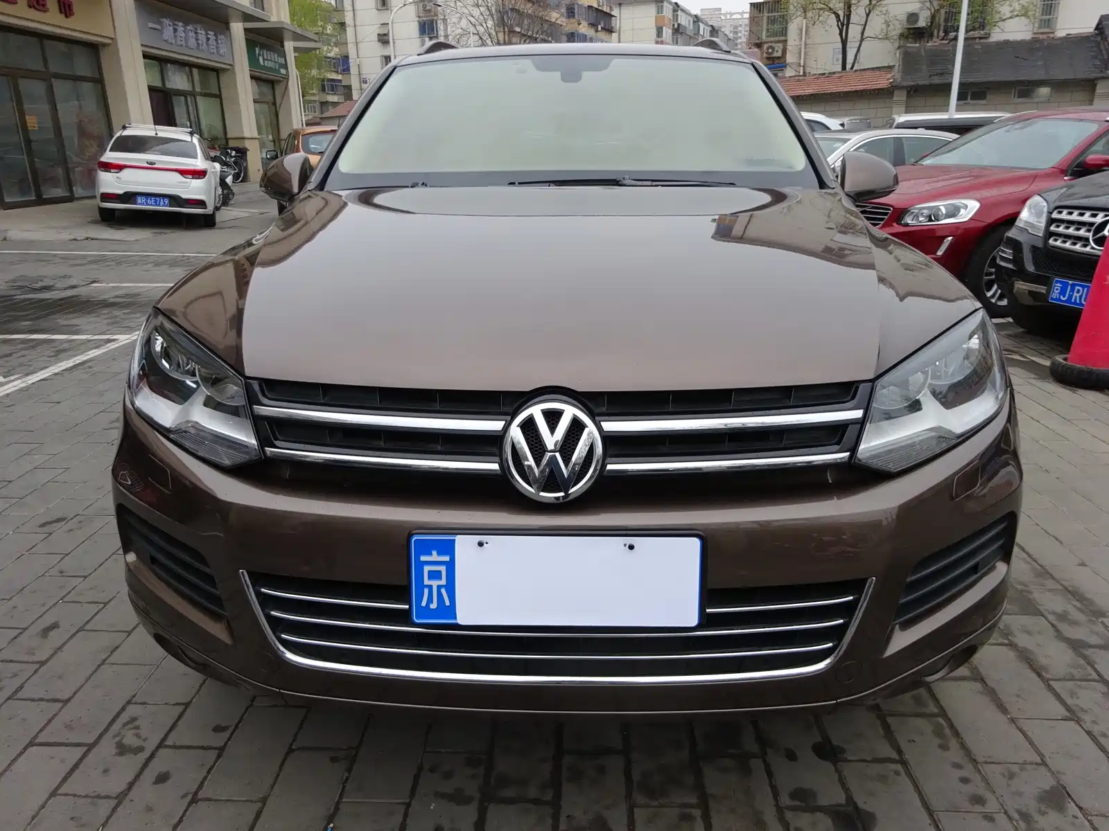 Фото 1 - Volkswagen Touareg