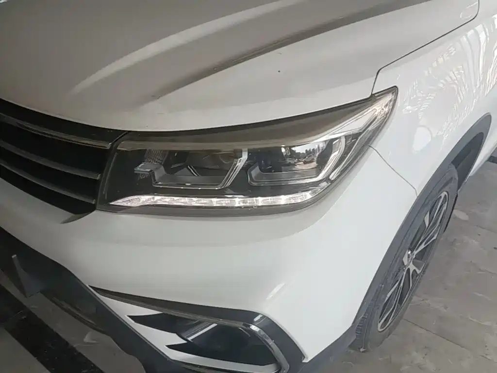 Dongfeng Fengxing Jingyi X5 2018 2017 Joy Series 1.5T CVT Smart Connect