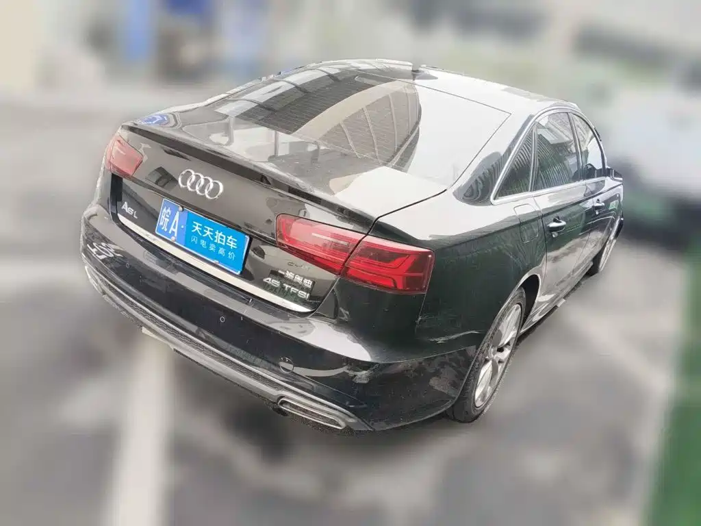 Photo 2 - Audi A6L