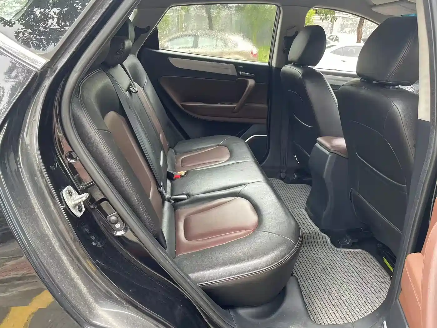 JAC Motors Refine S5 2015 2014 2.0T Automatic Premium Edition