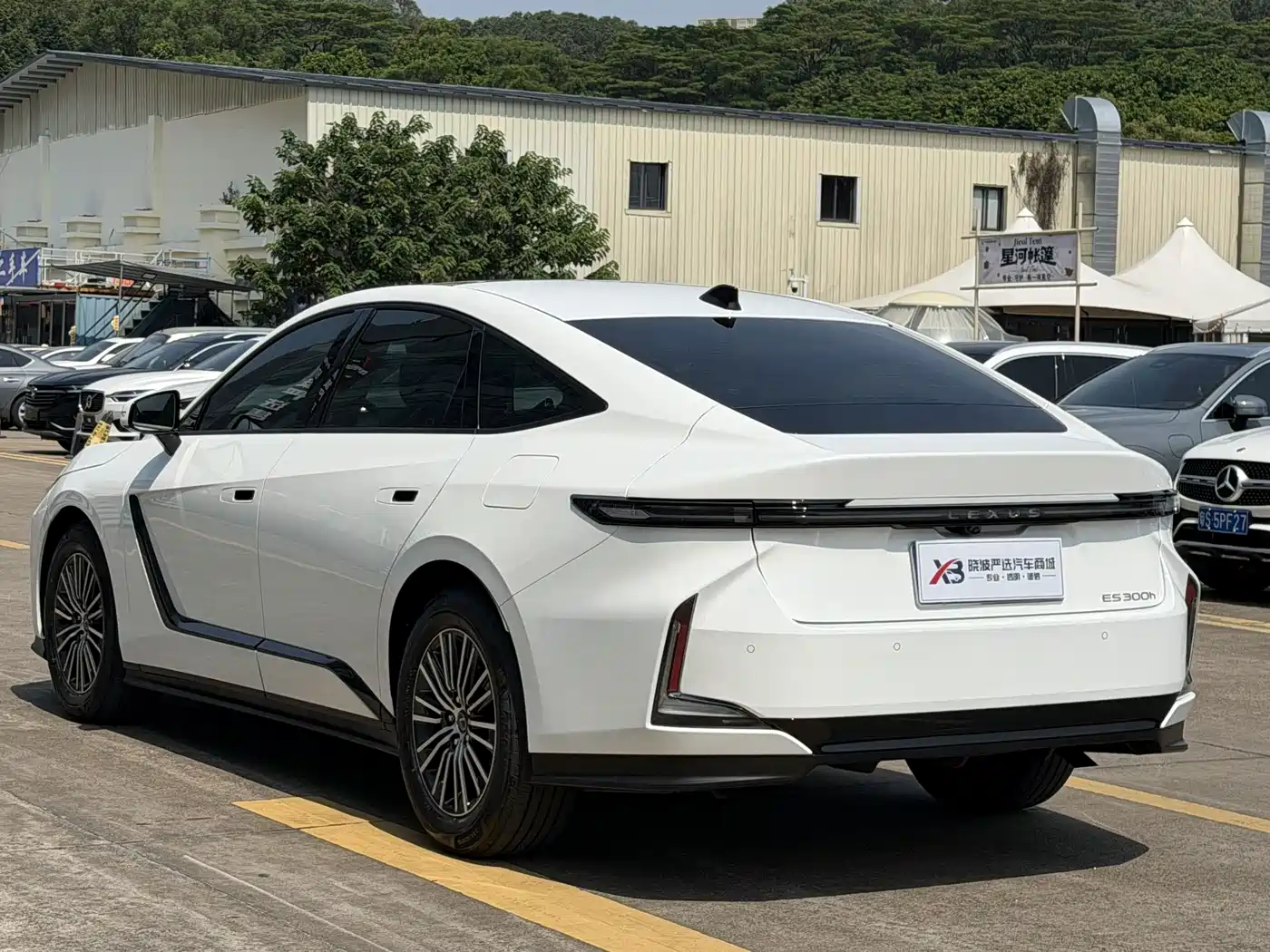 2026 Lexus ES
