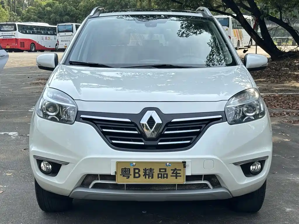 Renault Koleos (Import) 2014 2014 2.5L 2WD Comfort Edition