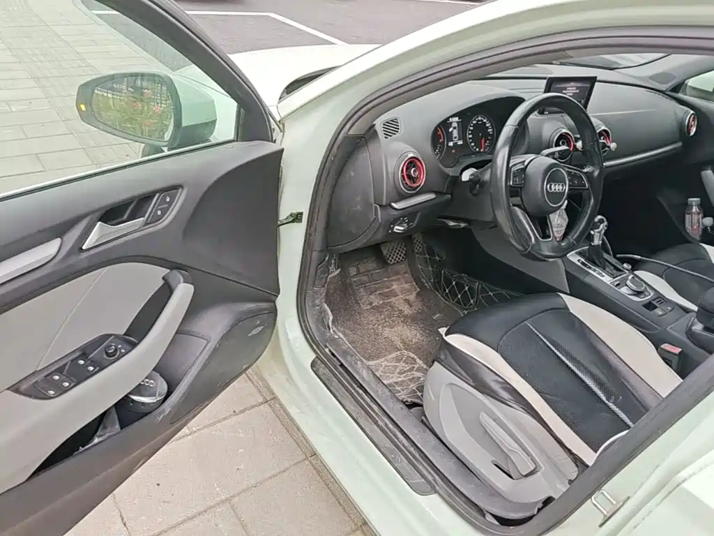 Фото 16 - Audi A3