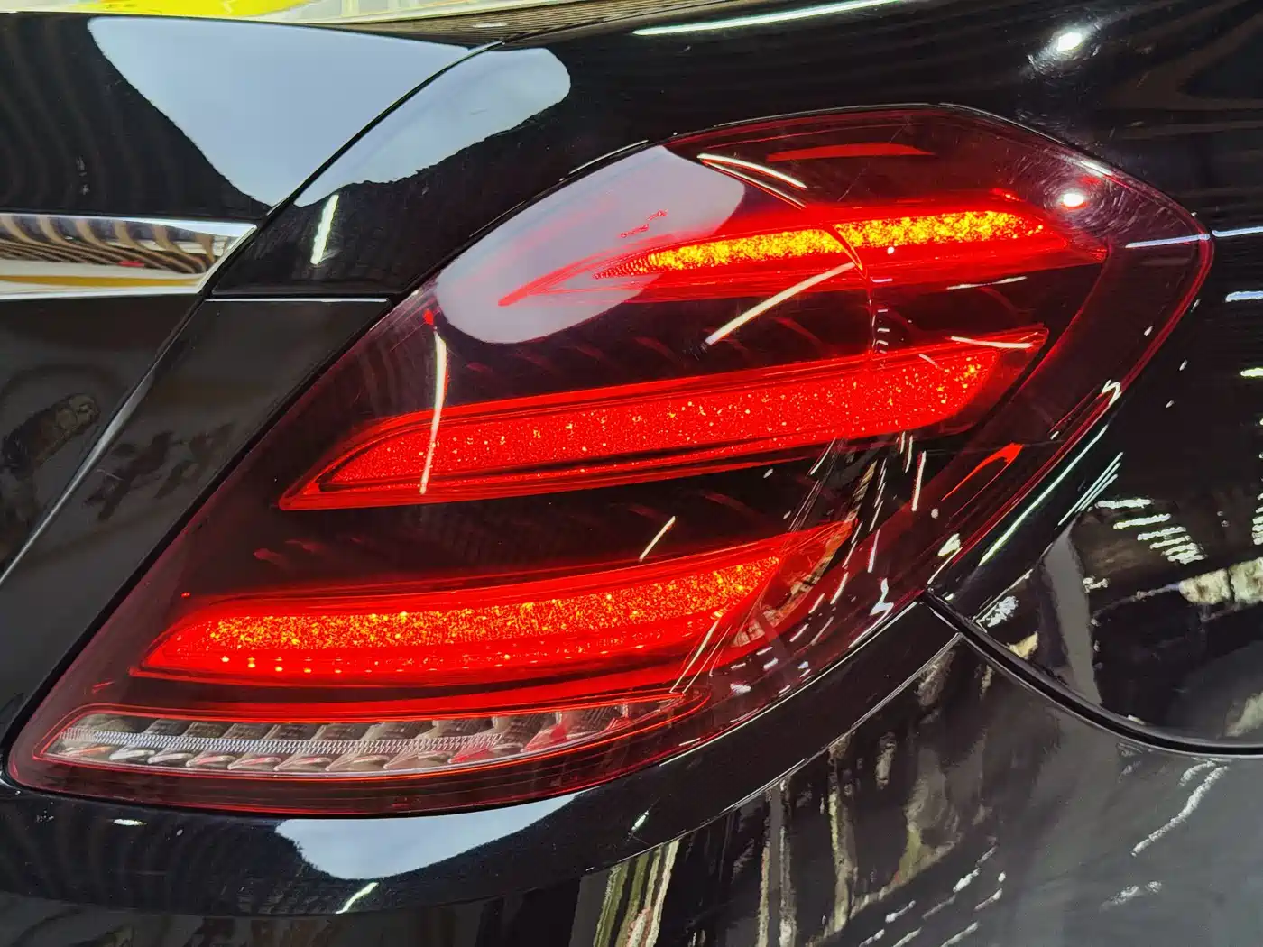 MERCEDES-BENZ S CLASS