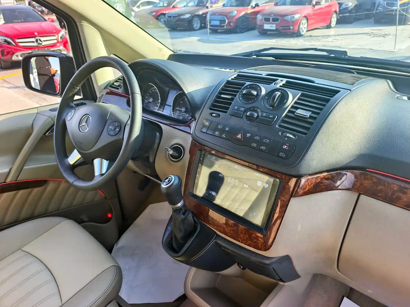 Mercedes-Benz Viano 2013 3.0L Comfort Edition фото 14