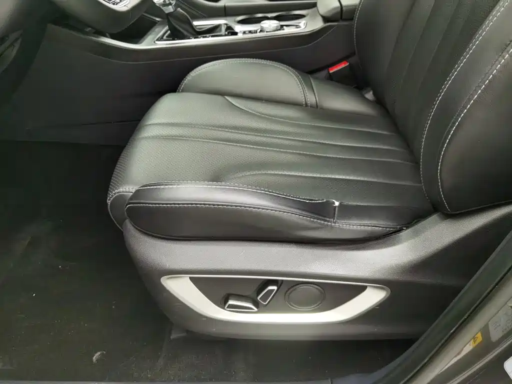 Changan CS75 PLUS 2019 2020 1.5T Automatic Prestige