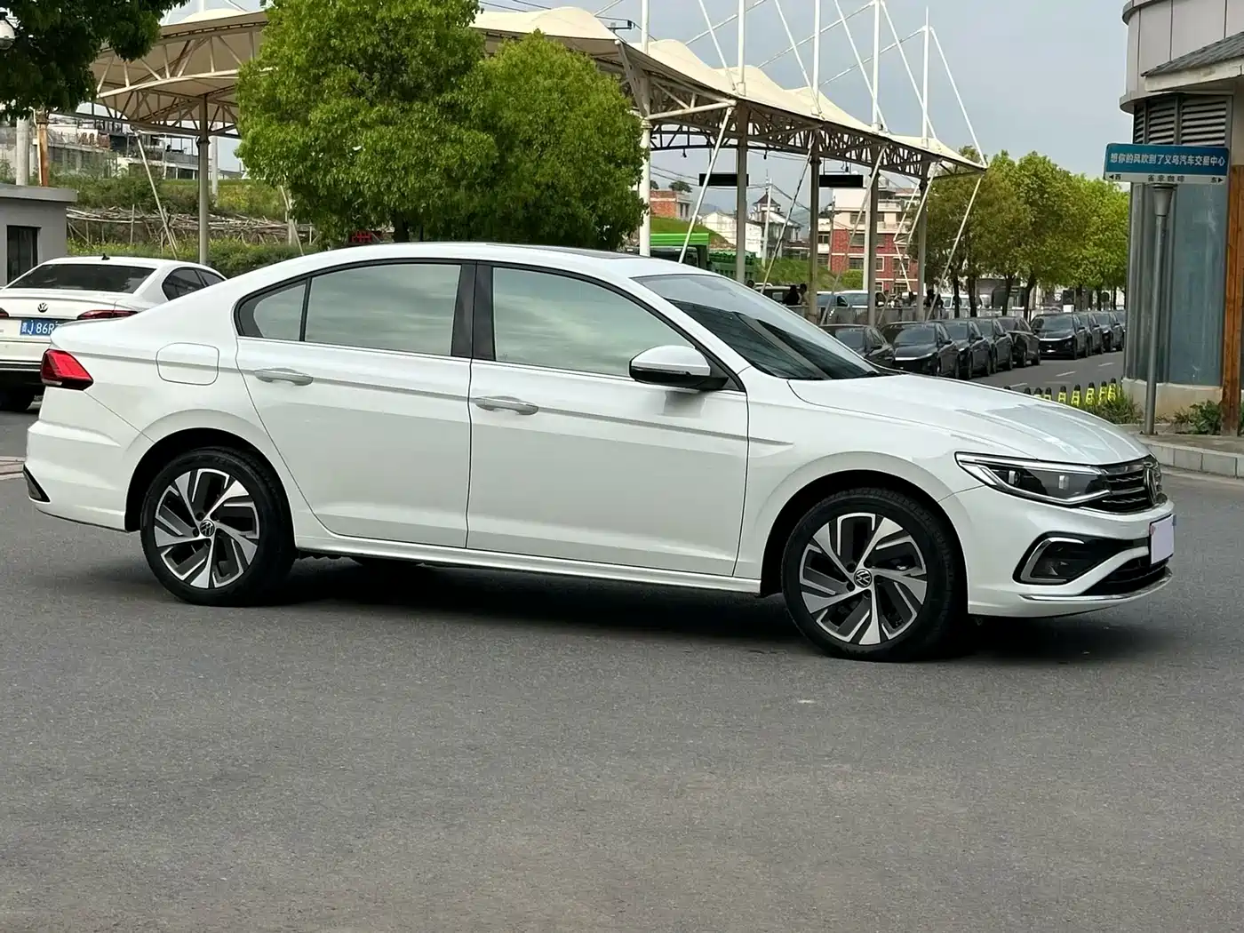 Volkswagen Bora 2023 200TSI DSG Yuexing PRO Edition фото 3