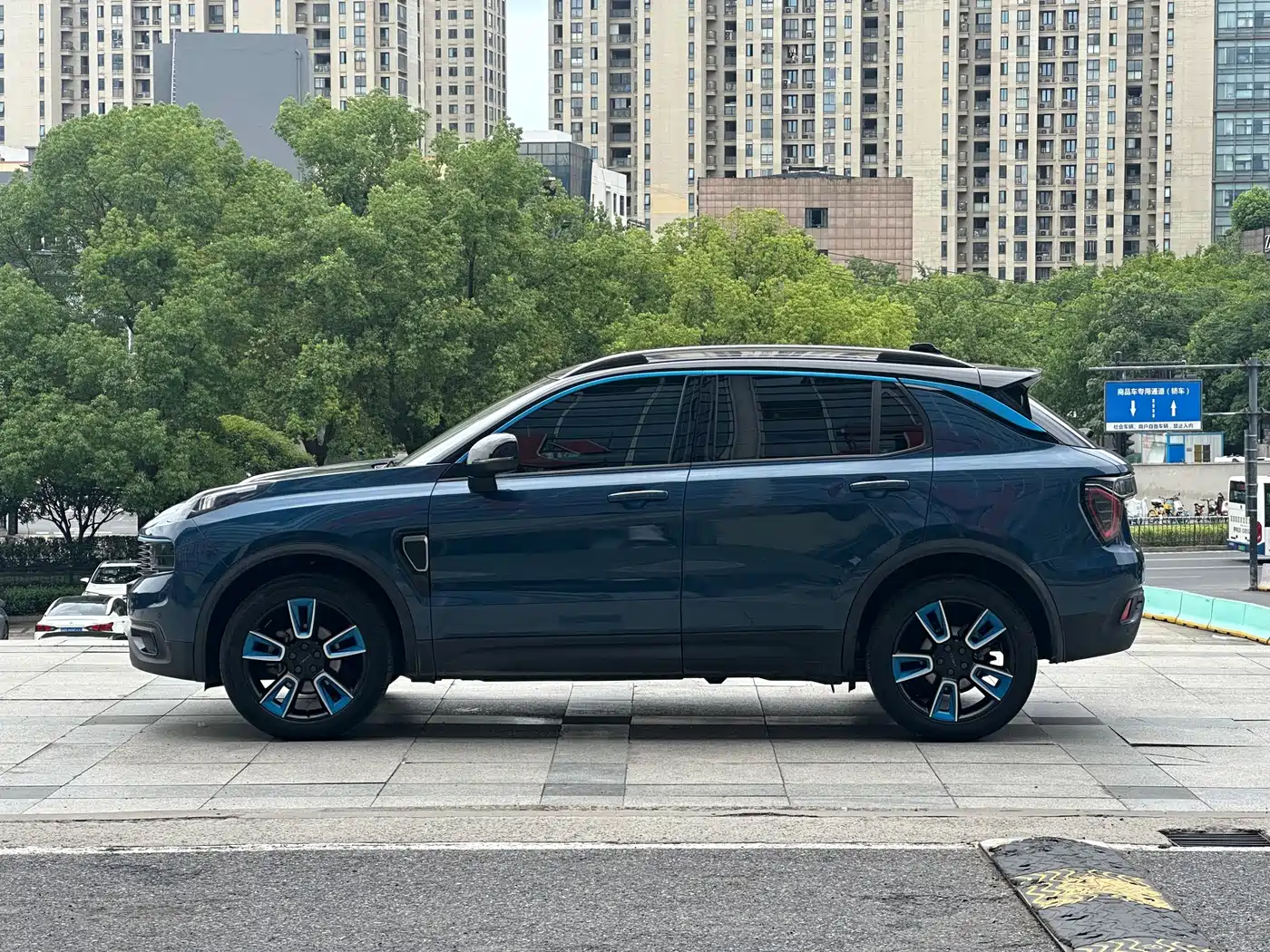 Lynk & Co 01 2018 2017 2.0T 2WD Pro Shine Edition