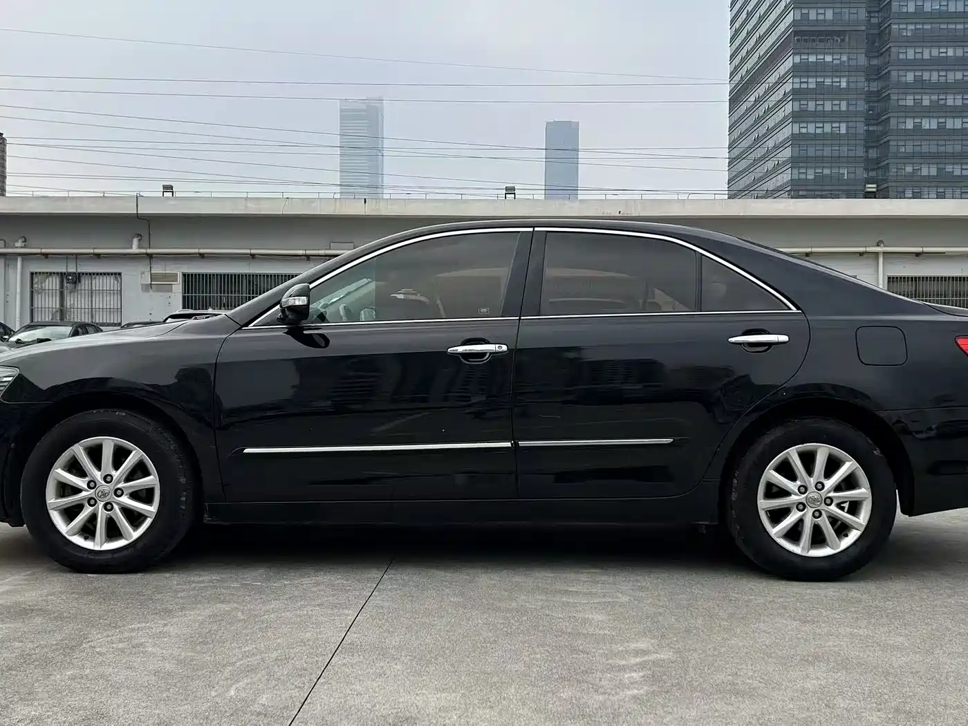 Toyota Camry 2013 200G Classic Luxury Edition фото 10