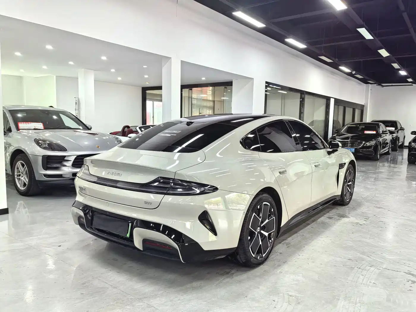 XIAOMI CAR XIAOMI SU7