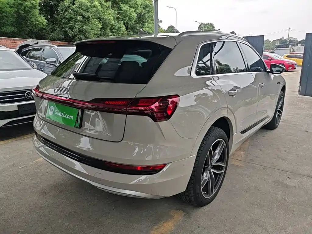 Audi e-tron (Import) 2020 2019 55 quattro Fashion