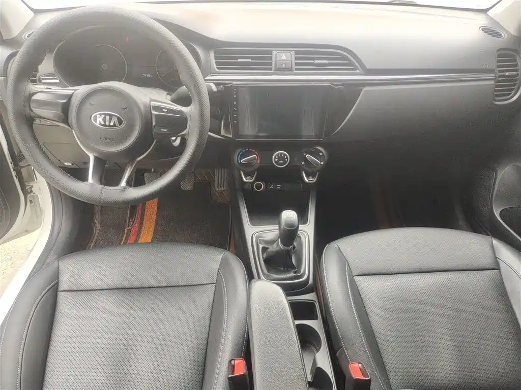 Kia K2 2017 Sedan 1.4L MT 15th Anniversary Special Edition GLS фото 6