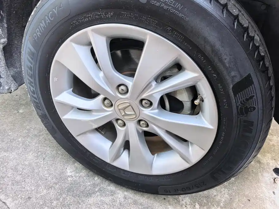 Фото 6 - Honda Vezel