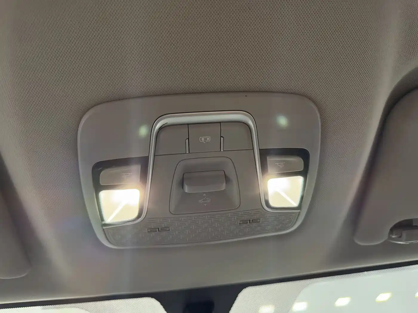 GEELY AUTOMOBILE BINYUE