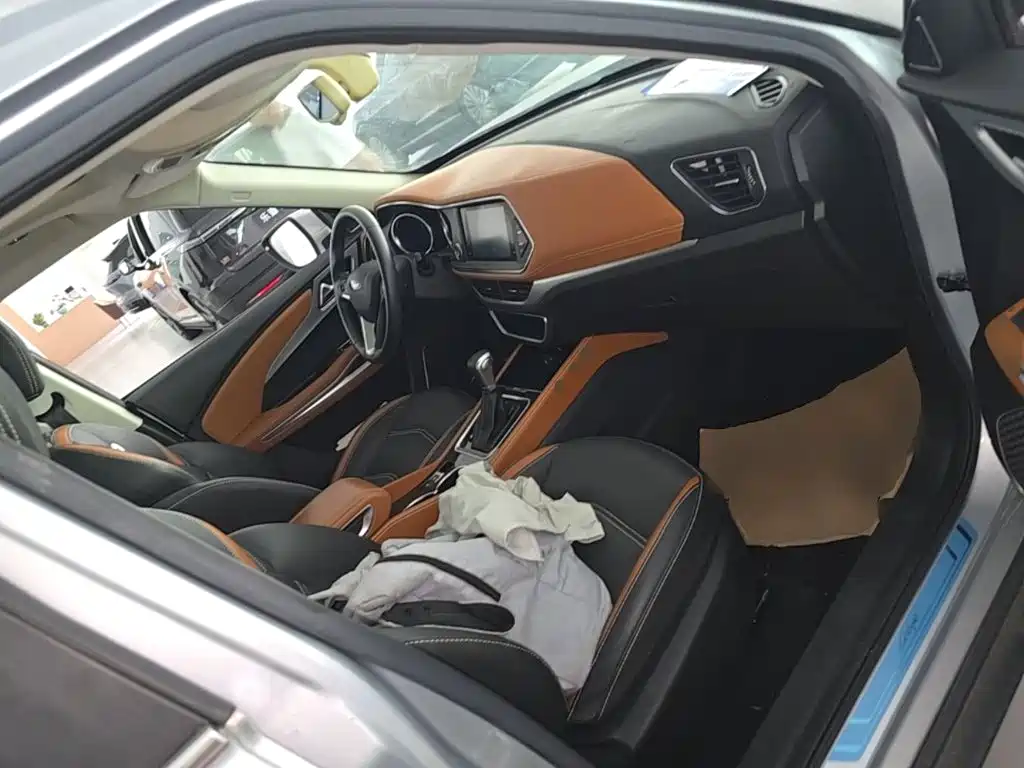 Zotye T300 2019 2017 1.5T CVT Executive