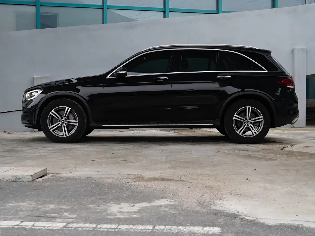 Mercedes-Benz GLC 2020 GLC 260 L 4MATIC Luxury фото 3