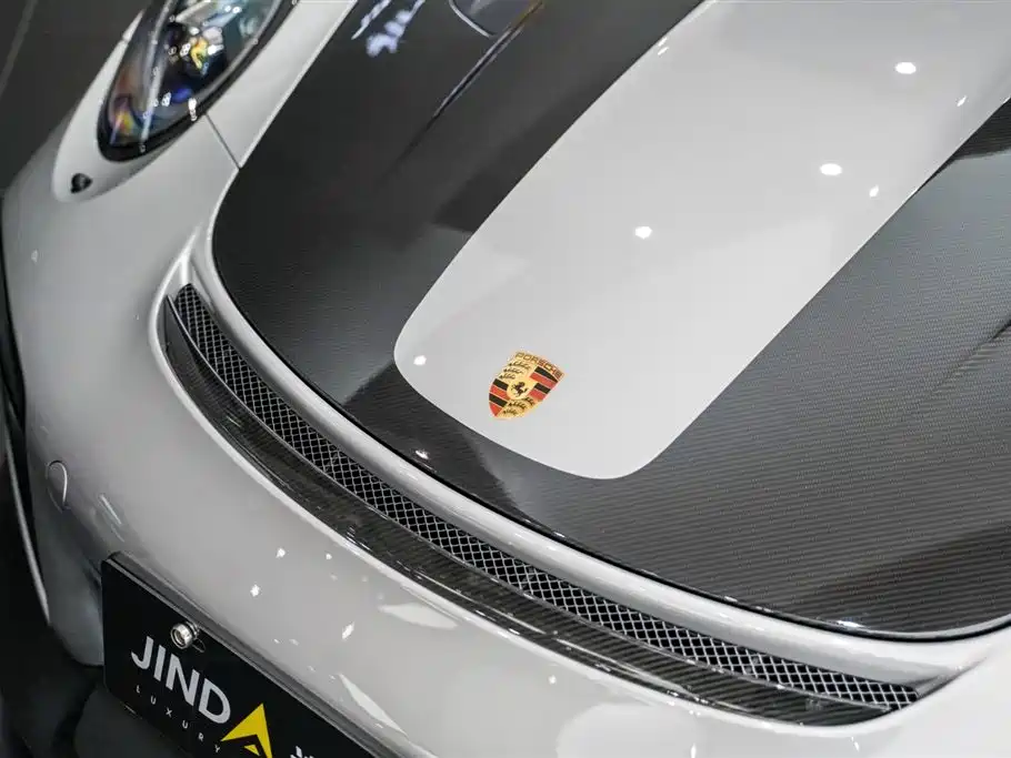 Porsche 911 2018 GT2 RS 3.8T фото 6