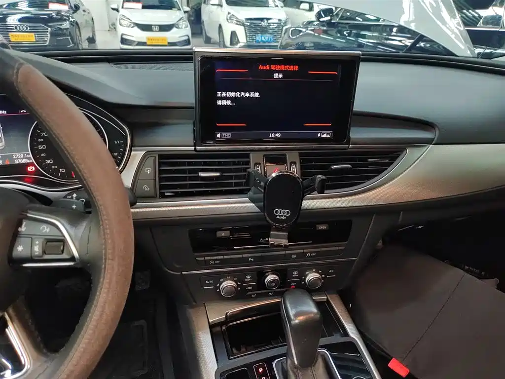 Audi A6L 2018 Model 35 TFSI Collector's Edition фото 13