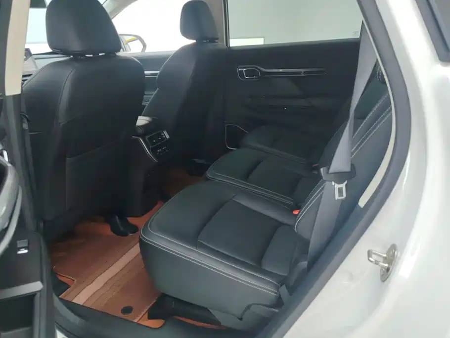 Geely Okavango 2021 2020 1.8TD DCT Flagship 7-Seater