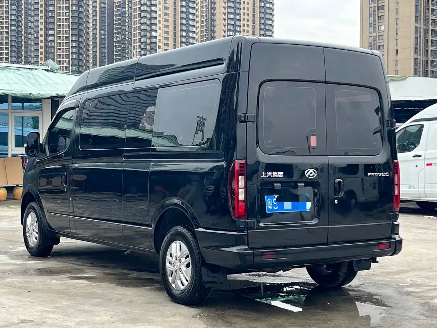 Photo 6 - SAIC Maxus Xintu V80