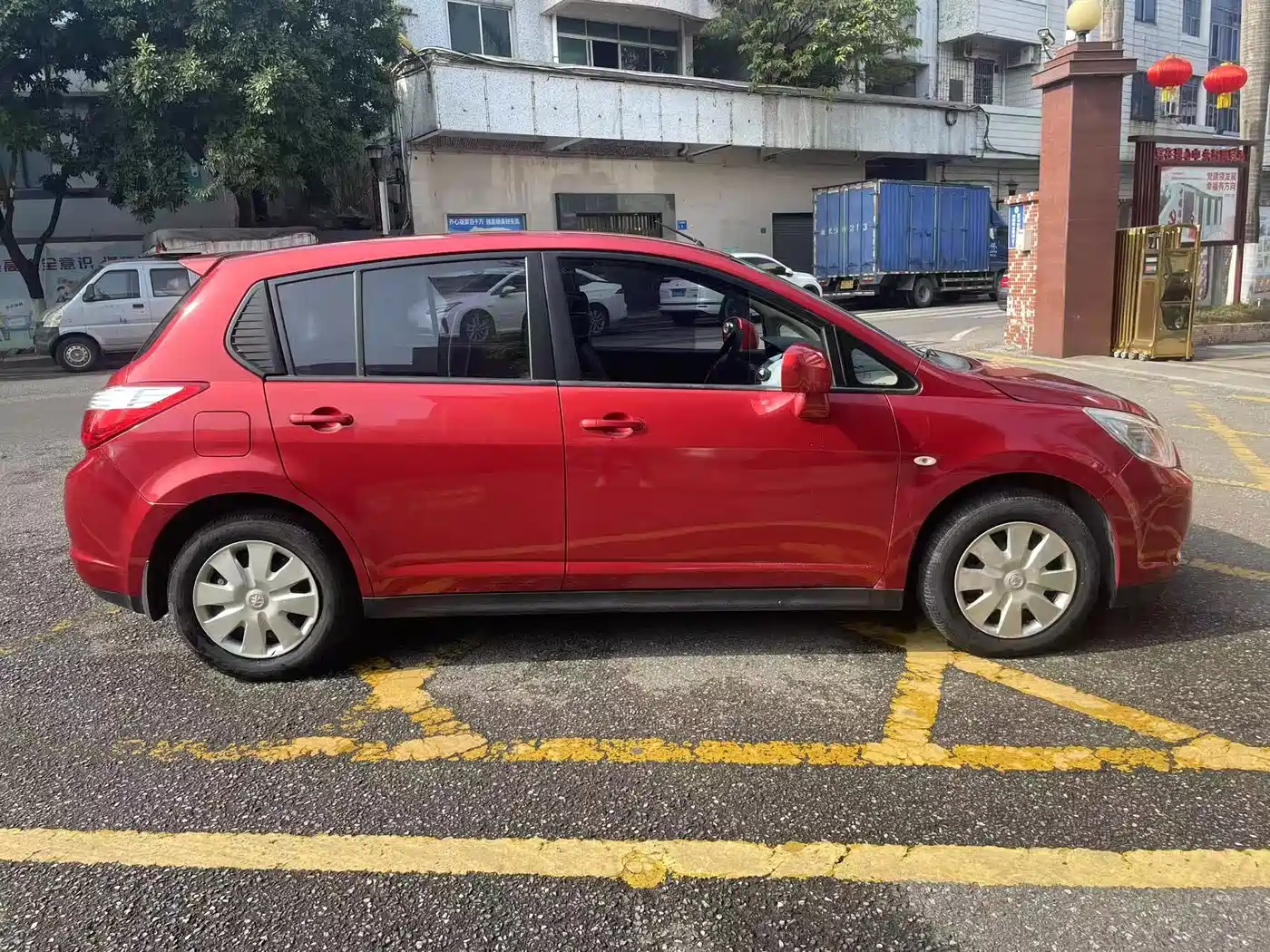 Venucia R50 2014 2013 1.6L Auto Fashion