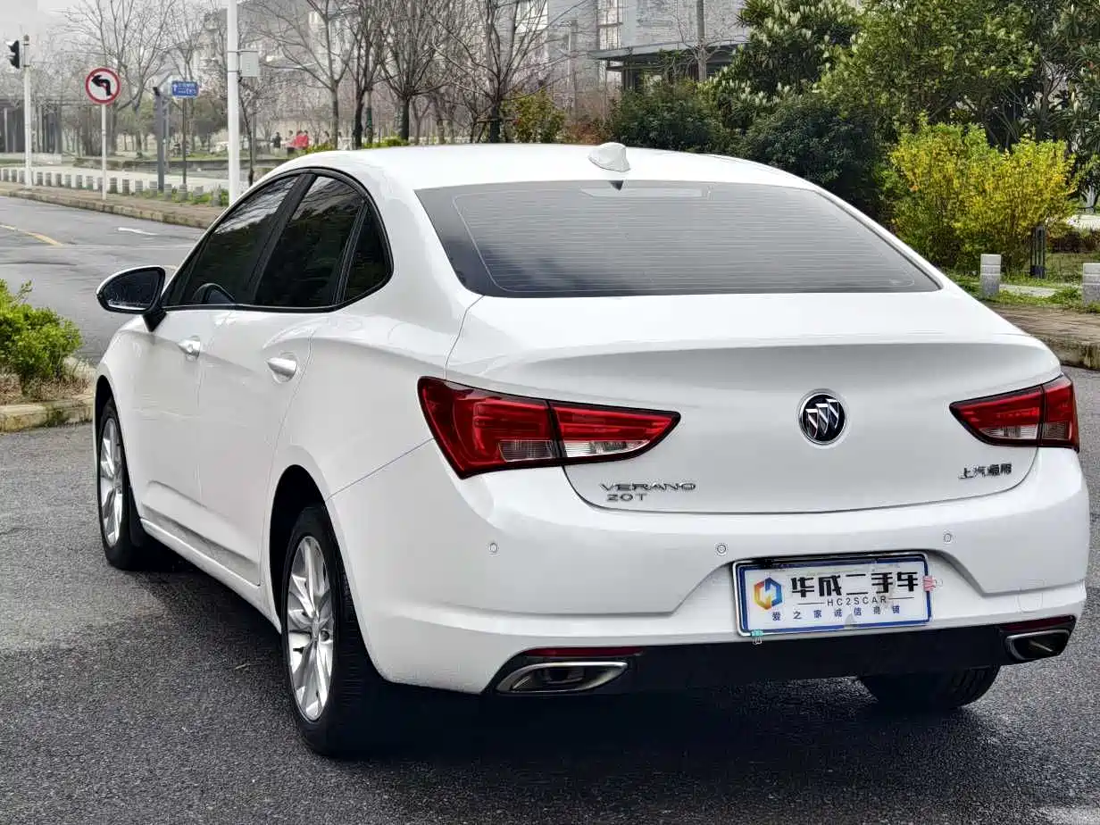 Buick Verano 2018 Sedan 20T Dual Clutch Leading фото 7