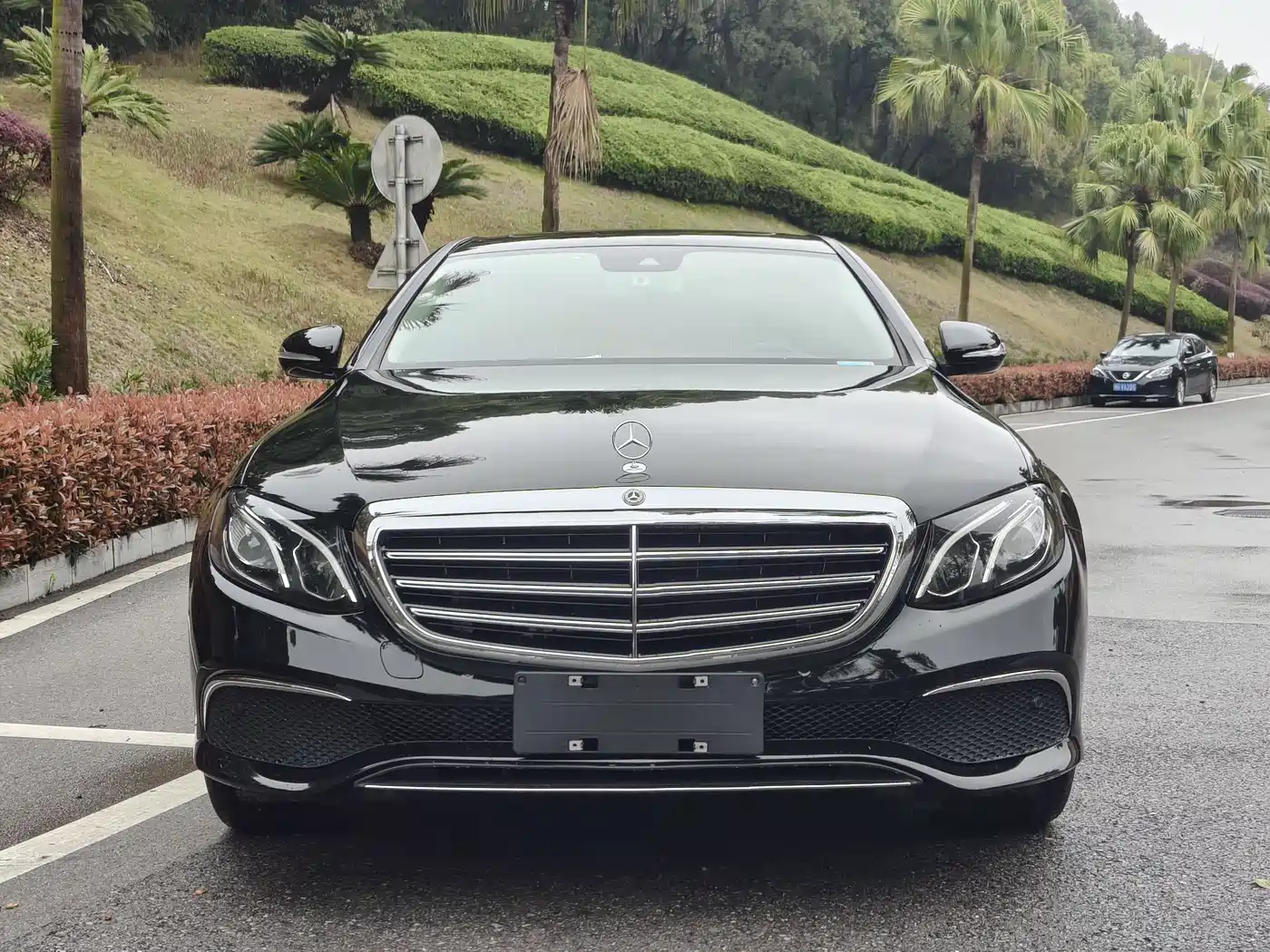 Mercedes-Benz E-Class 2017 E 300 L Sport Fashion фото 2