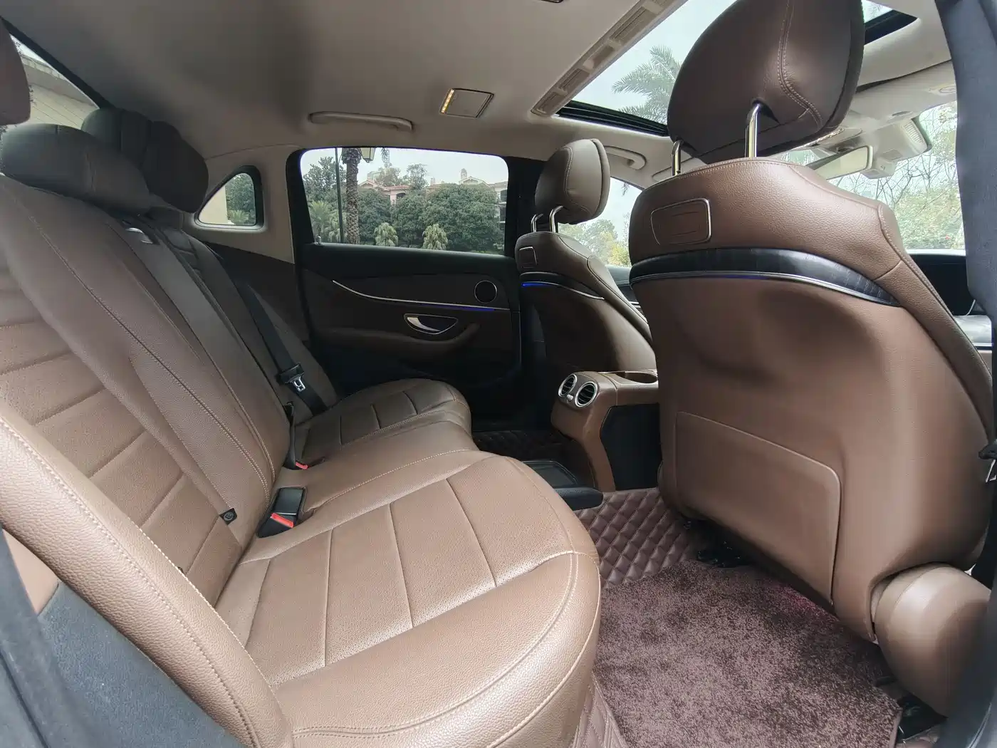 Mercedes-Benz E-Class 2017 E 300 L Sport Fashion фото 7