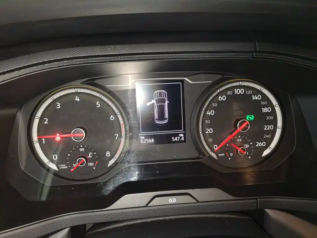 Volkswagen Tharu, миниатюра 8