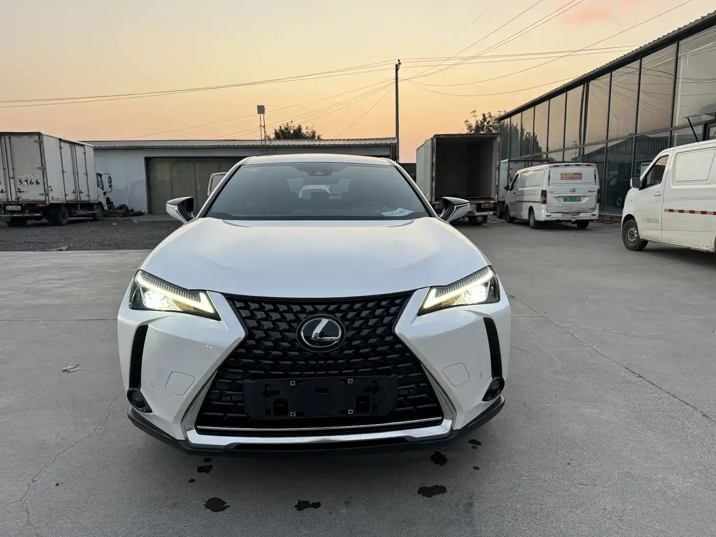 Lexus UX, миниатюра 2
