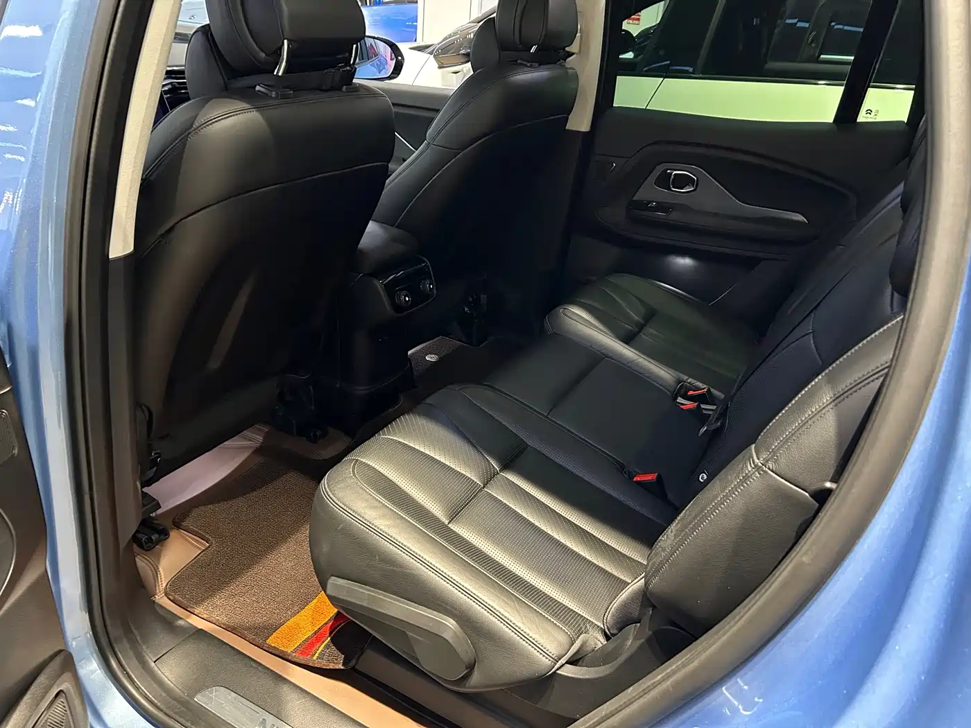 NIO ES8 2018 2018 355KM Base Model 7-Seater Version