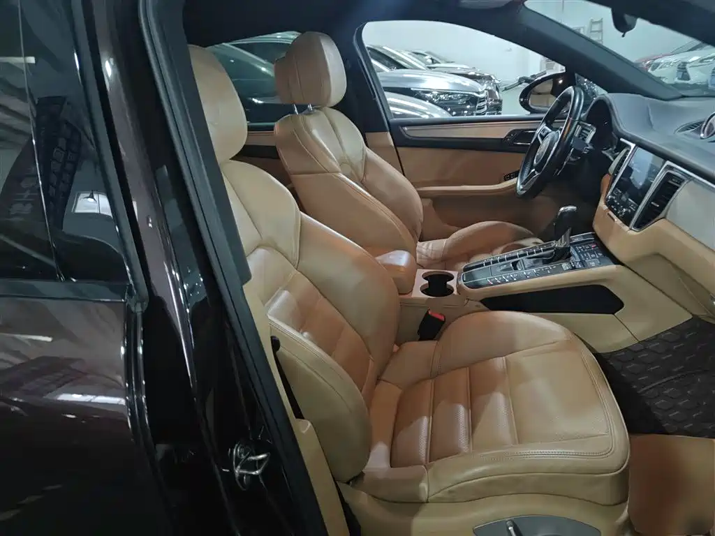 Porsche Macan 2017 Macan GTS 3.0T фото 20