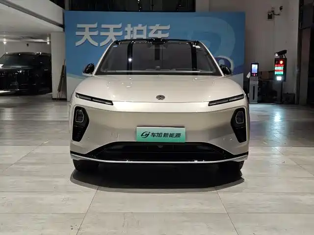 NIO NIO ET9
