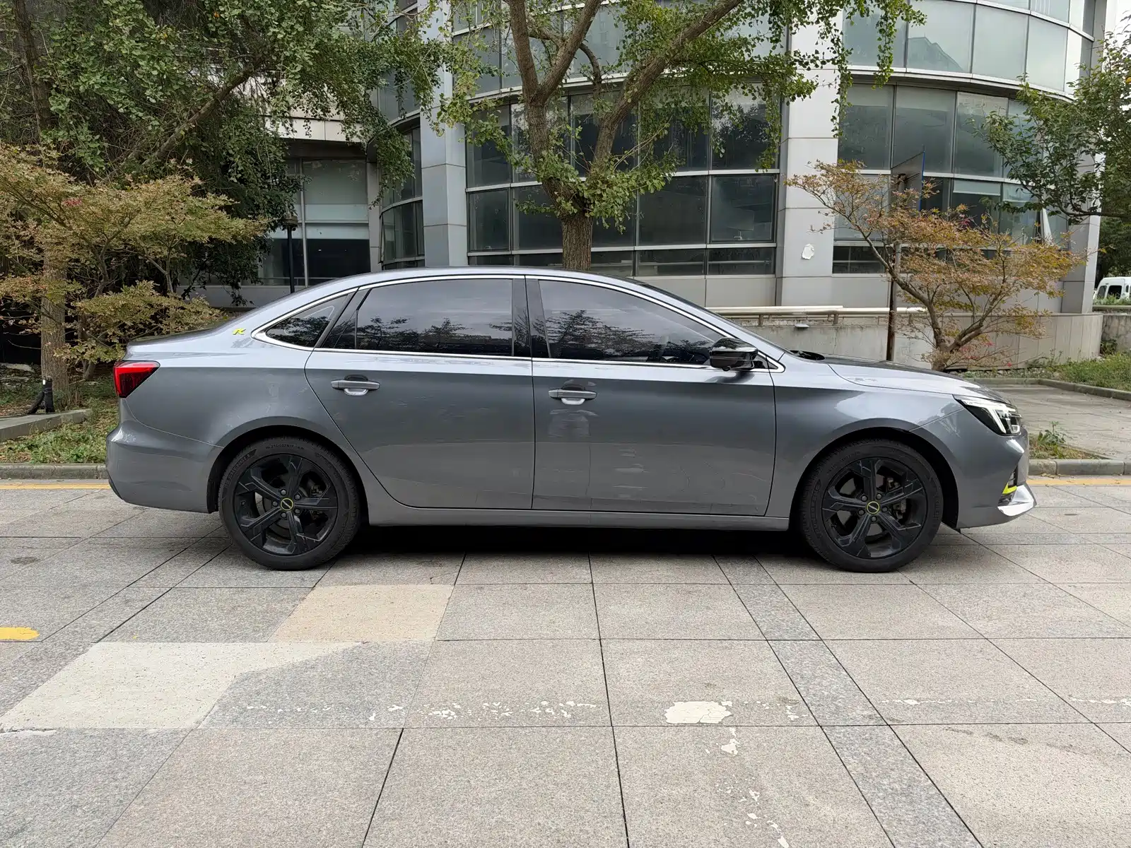 Фото 10 - Roewe i6 MAX