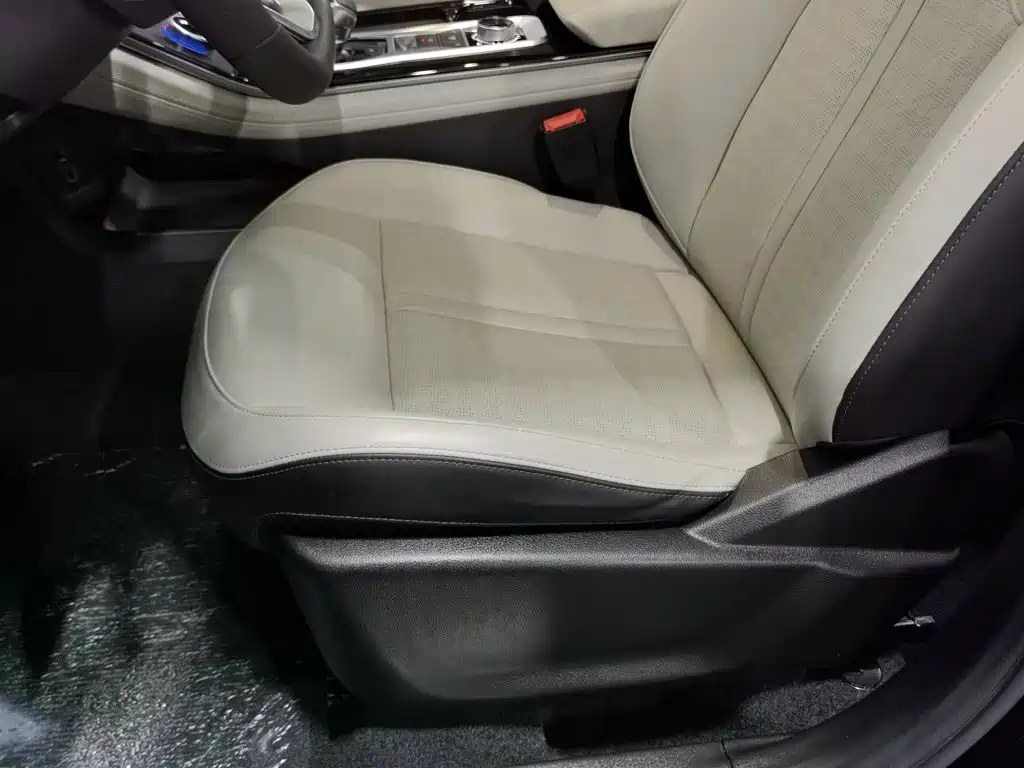 Jetour X70 PRO 2023 2023 2.0T DCT Premium 5-Seater