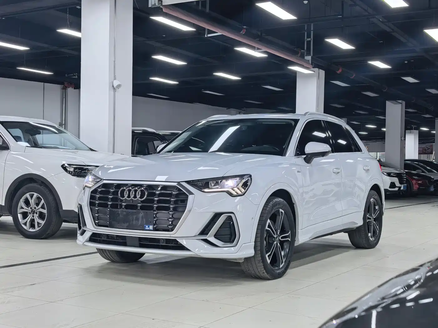 Audi Q3 2023 35 TFSI Fashion Dynamic (1.4T)