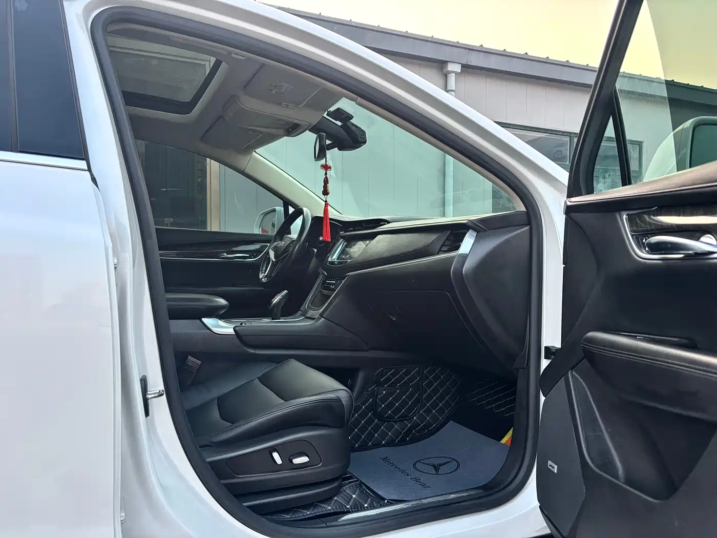 Cadillac XT5 2017 Anniversary Edition 25T Luxury фото 8