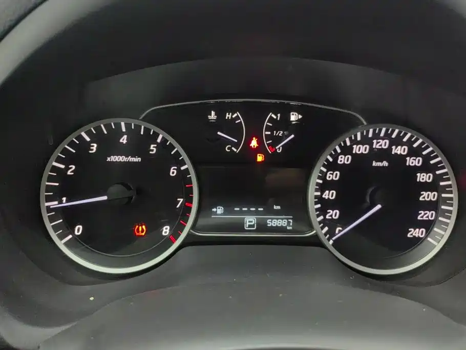 Nissan SYLPHY, миниатюра 14
