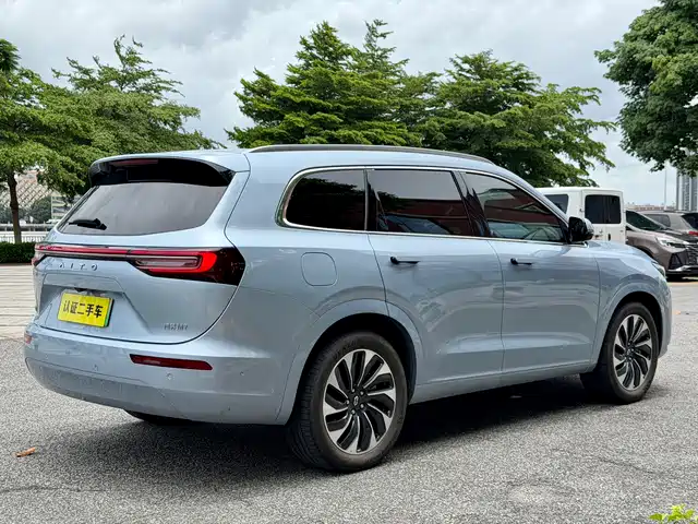 AITO Wenjie AITO M7 2024 1.5T RWD Plus 5-Seater — фото 5