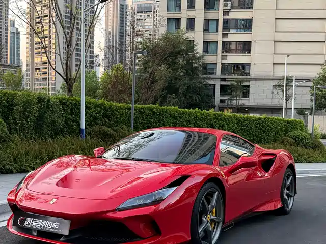 Ferrari F8 2023